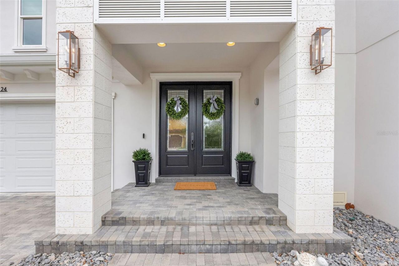 124 Forest Hills Drive, Redington Shores, FL 33708 Photo