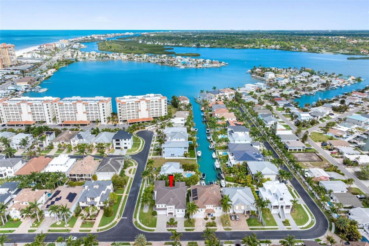 124 Forest Hills Drive, Redington Shores, FL 33708 Photo