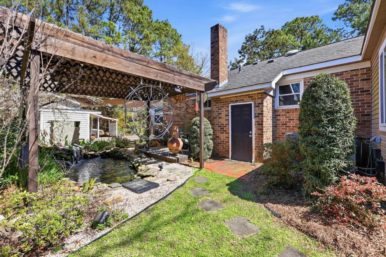 418 Sasanqua Dr. Photo 25