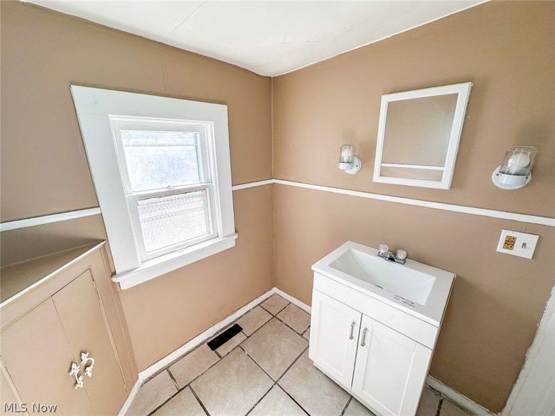 14812 Westropp Avenue , Cleveland, OH 44110 Photo 14