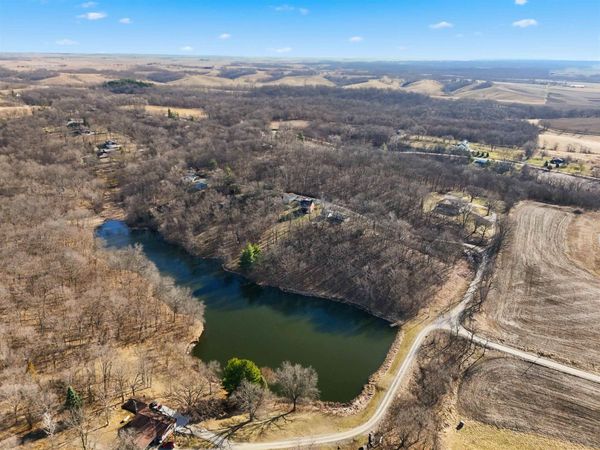 2481 127th Drive , Marengo, IA 52301