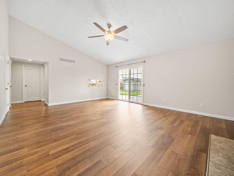 451 Federal Circle, Delaware, OH 43015 Photo 12