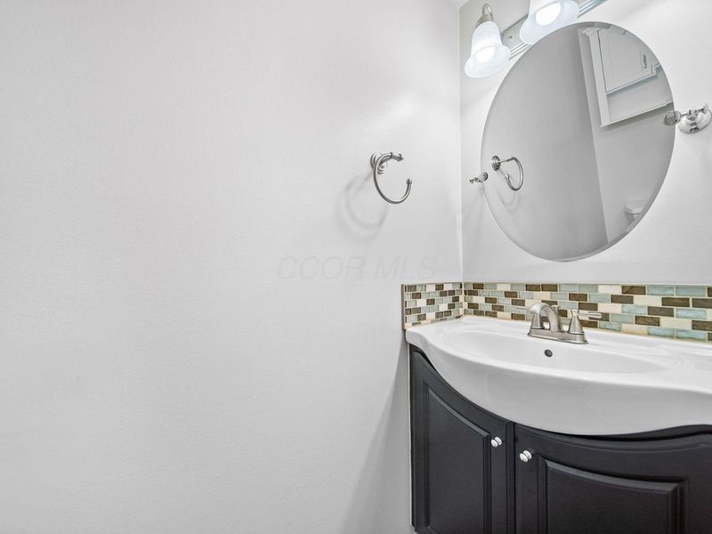 451 Federal Circle, Delaware, OH 43015 Photo 3