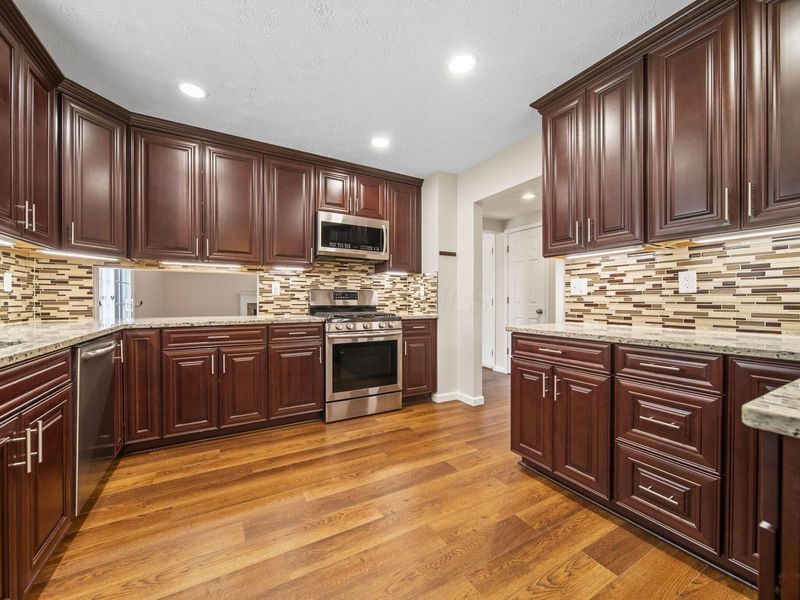 451 Federal Circle, Delaware, OH 43015 Photo 8