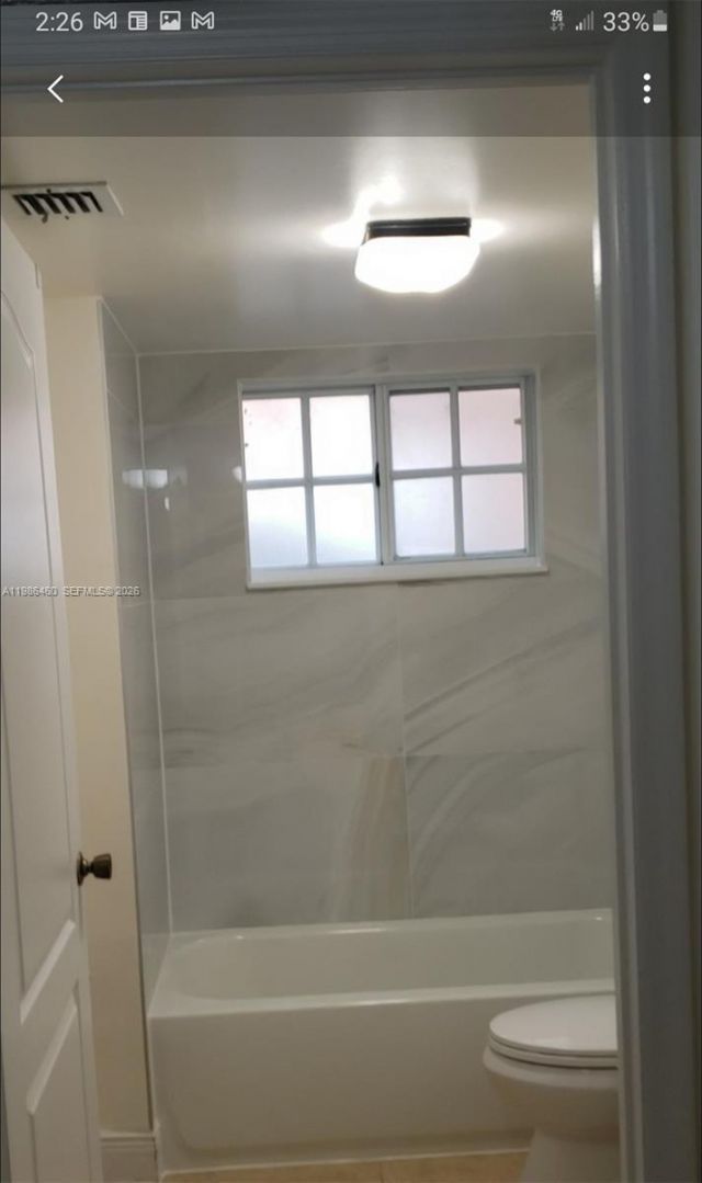 2425 W 76th St , Unit 109, Hialeah, FL 33016 Photo