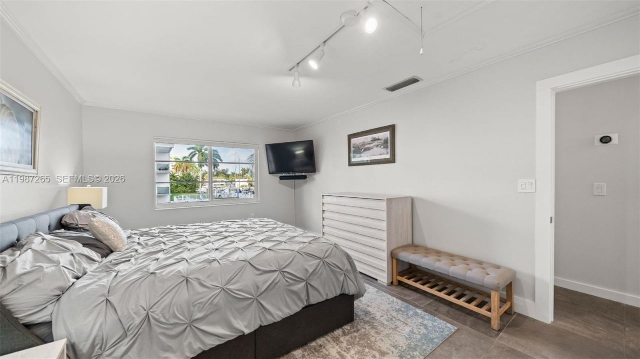 1501 SE 15th St , Unit 3-2, Fort Lauderdale, FL 33316 Photo