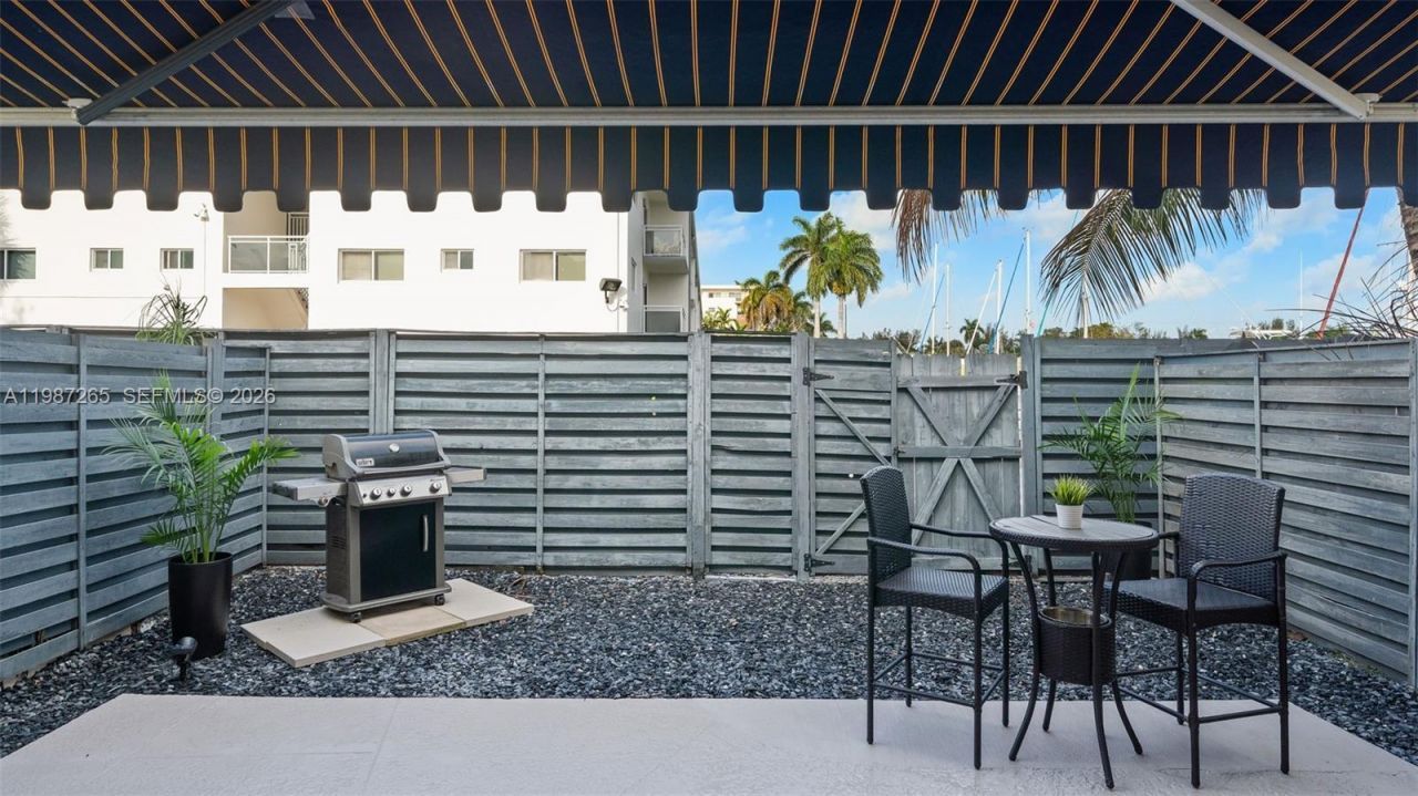 1501 SE 15th St , Unit 3-2, Fort Lauderdale, FL 33316 Photo