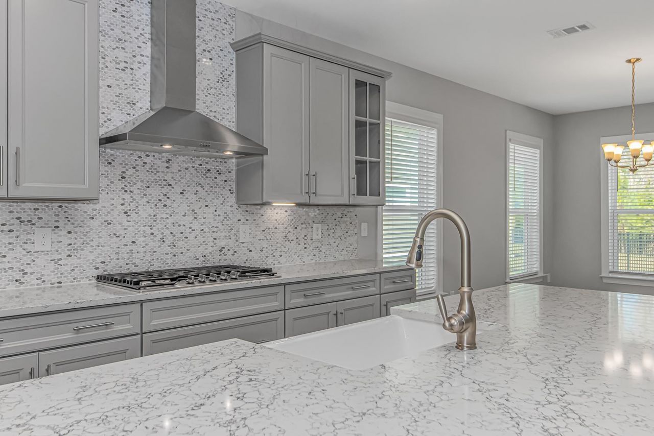 1180 Safe Haven Dr. Photo 17