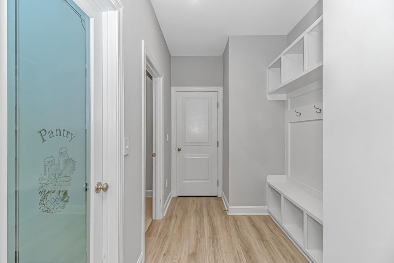 1180 Safe Haven Dr. Photo 20