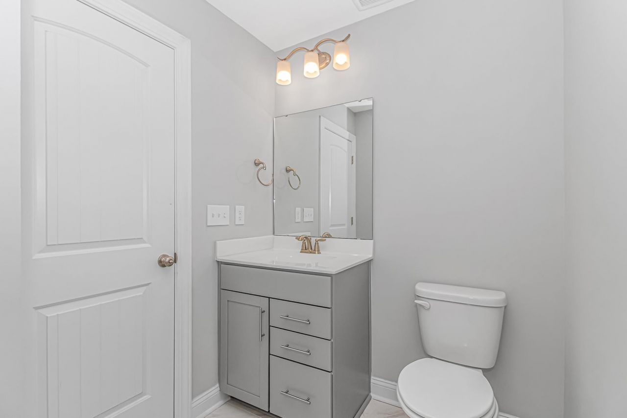 1180 Safe Haven Dr. Photo 32