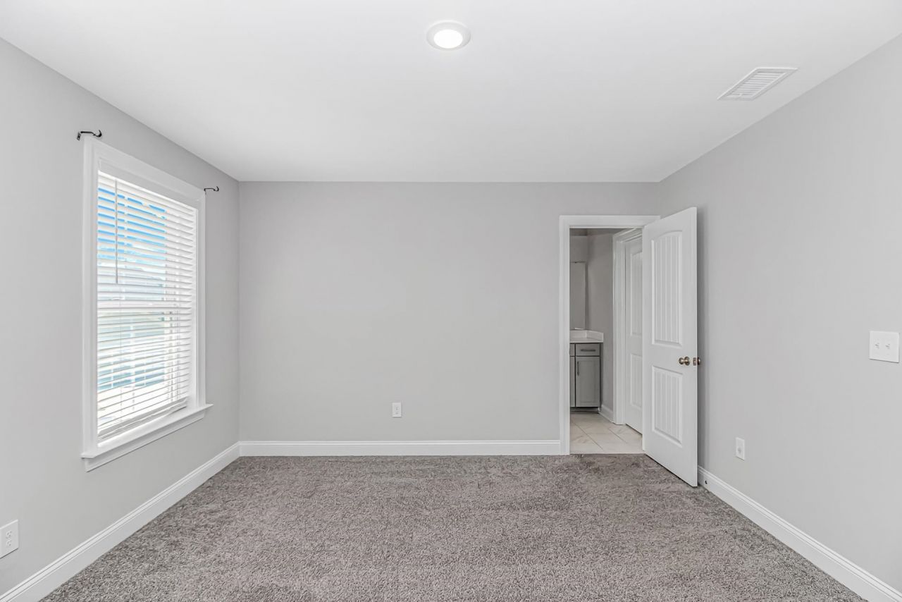 1180 Safe Haven Dr. Photo 33