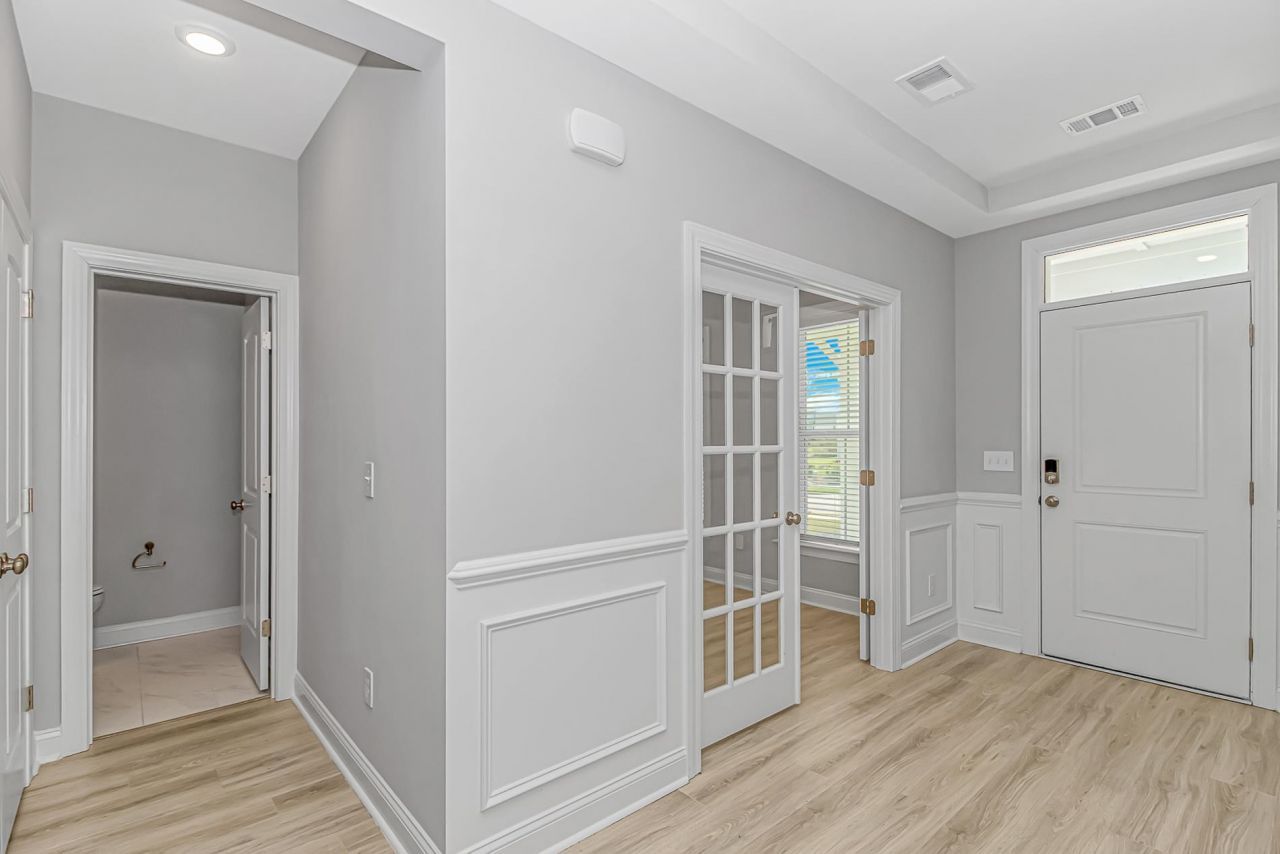 1180 Safe Haven Dr. Photo 6