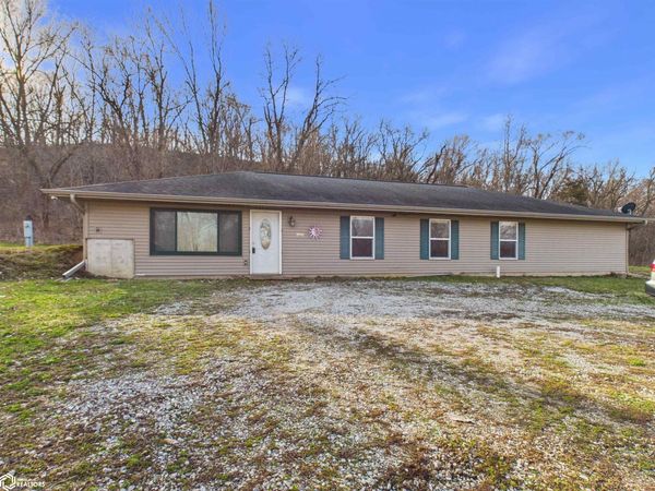 405 Locust Street, Montrose, IA 52639