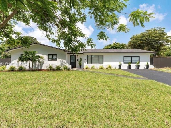 11640 SW 99th Ct , Miami, FL 33176