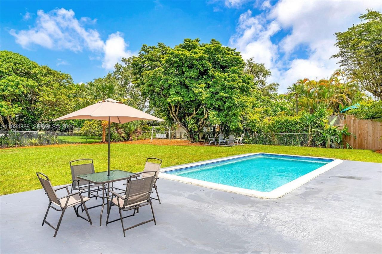 11640 SW 99th Ct , Miami, FL 33176 Photo