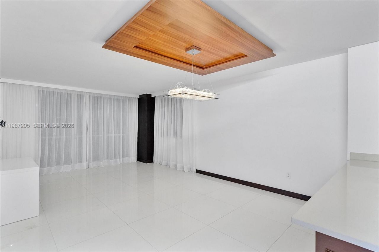 55 SE 6th St, Unit 1607, Miami, FL 33131 Photo