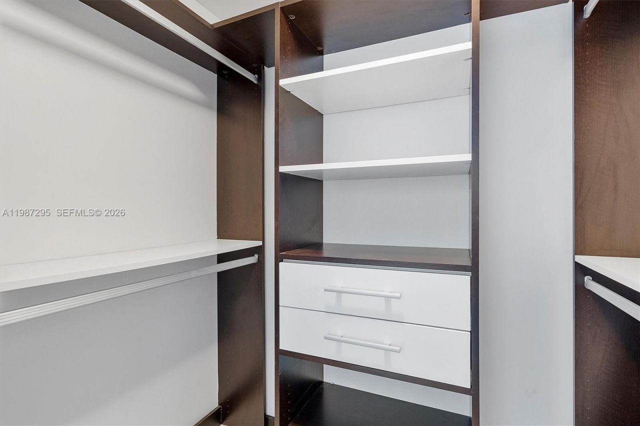 55 SE 6th St, Unit 1607, Miami, FL 33131 Photo