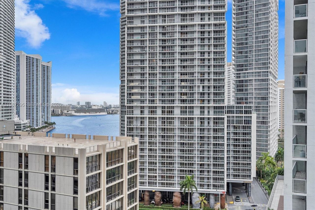 55 SE 6th St, Unit 1607, Miami, FL 33131 Photo