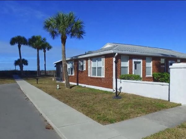 908 Villas Drive, Unit 18, Venice, FL 34285