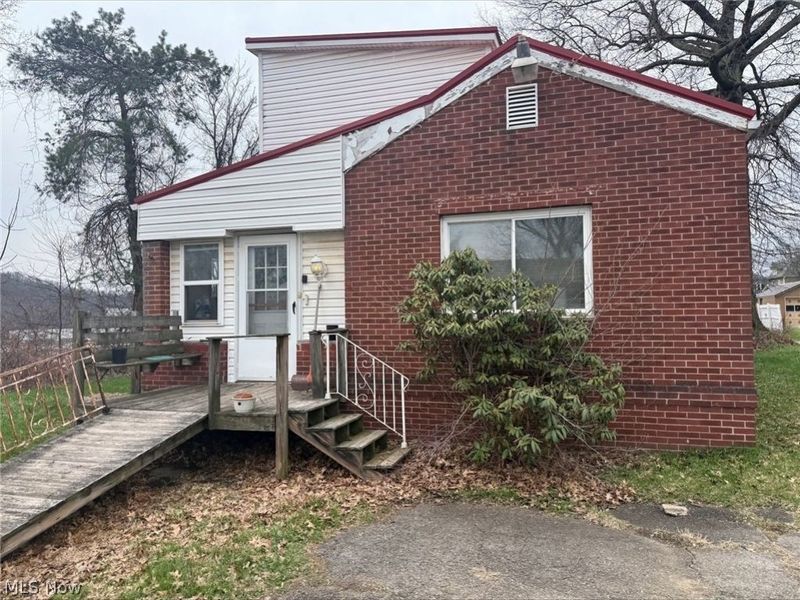 410 Palissey Street, East Liverpool, OH 43920 Photo 4