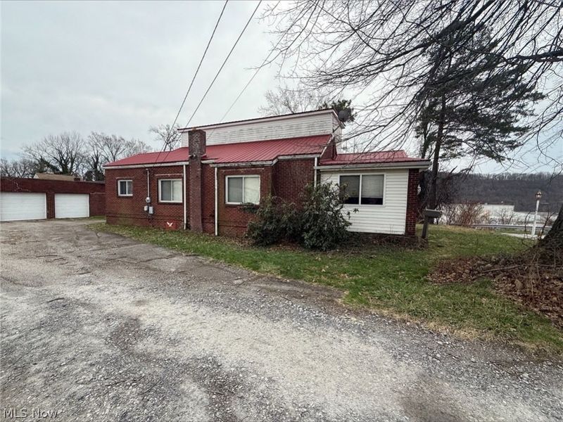 410 Palissey Street, East Liverpool, OH 43920 Photo 7