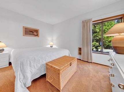 314 Lake Almanor West Drive, Lake Almanor, CA 96020 Photo