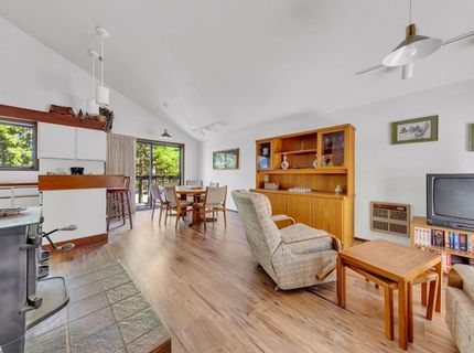 314 Lake Almanor West Drive, Lake Almanor, CA 96020 Photo