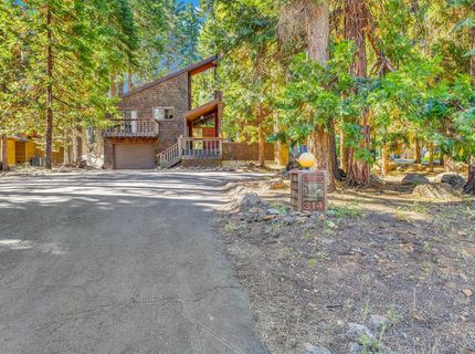 314 Lake Almanor West Drive, Lake Almanor, CA 96020 Photo