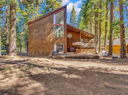 314 Lake Almanor West Drive, Lake Almanor, CA 96020 Photo