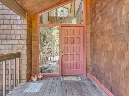 314 Lake Almanor West Drive, Lake Almanor, CA 96020 Photo