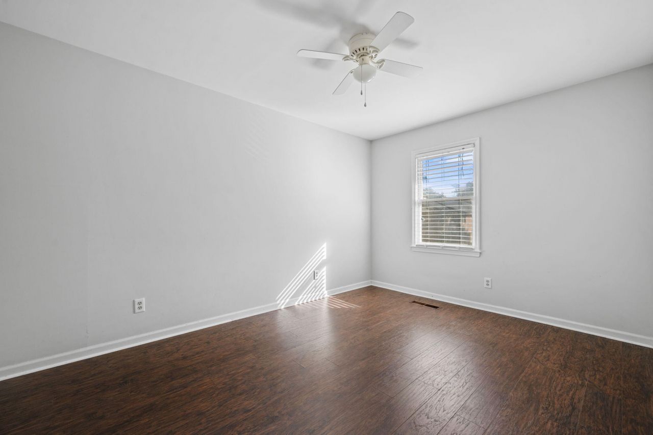 302 Springview Lane Photo 19