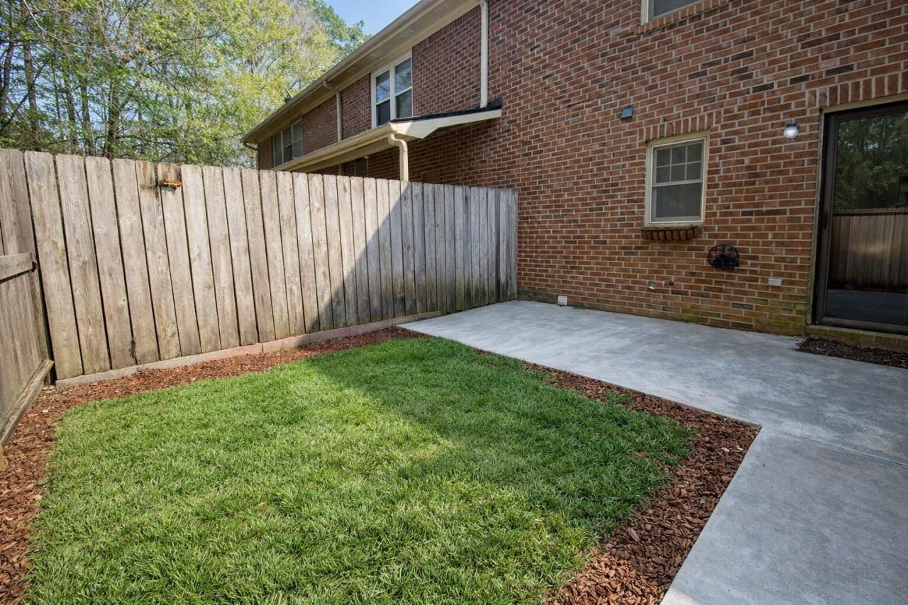 302 Springview Lane Photo 22