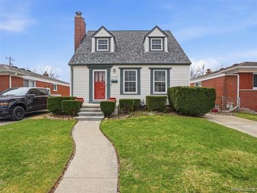 15139 University Street, Allen Park, MI 48101