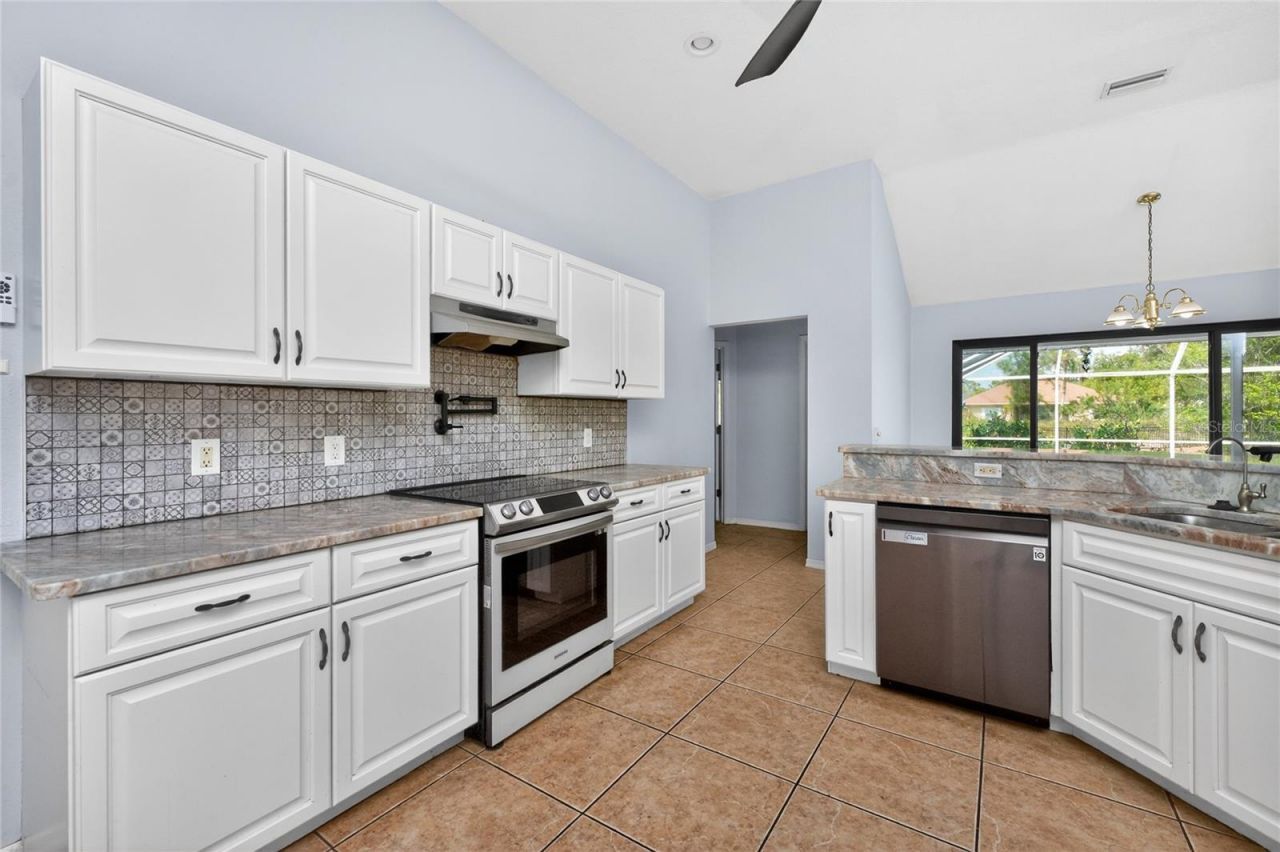 8444 Delong Avenue, North Port, FL 34291 Photo