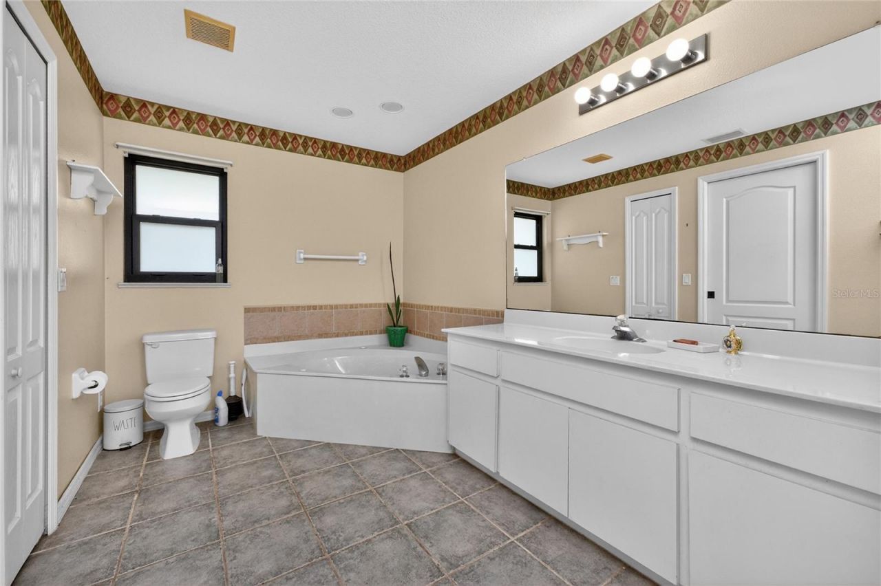 8444 Delong Avenue, North Port, FL 34291 Photo