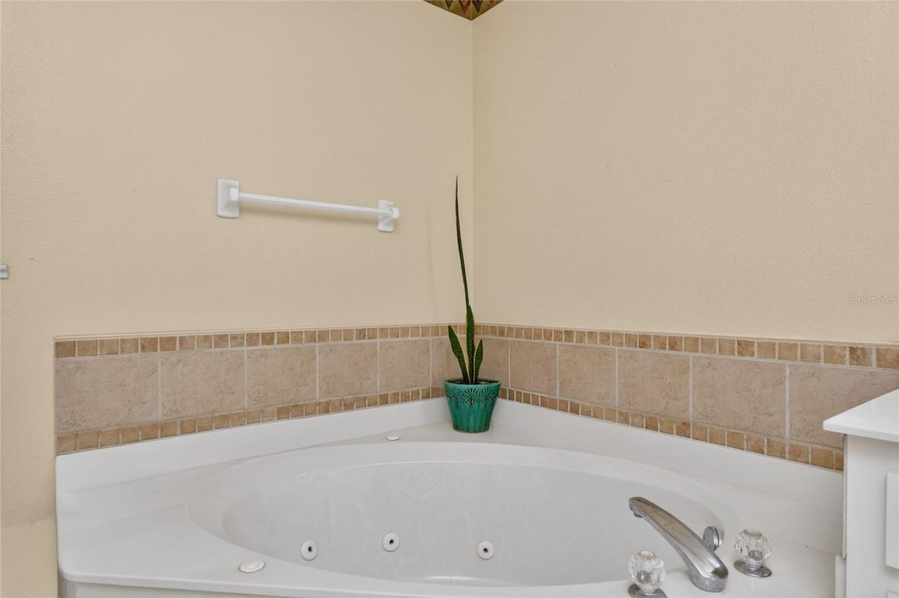 8444 Delong Avenue, North Port, FL 34291 Photo