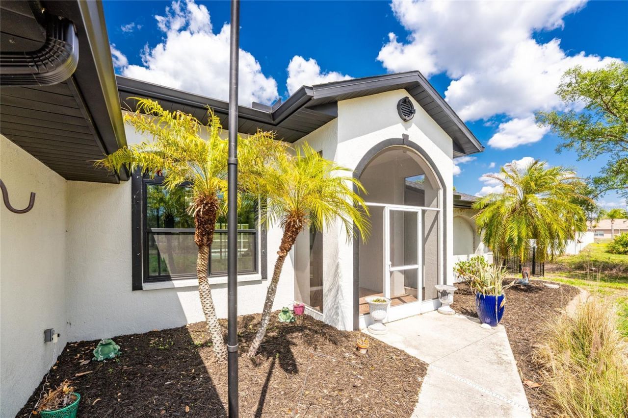 8444 Delong Avenue, North Port, FL 34291 Photo