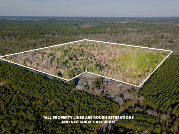 1013 SE RED CASON, LuLu, FL 32061