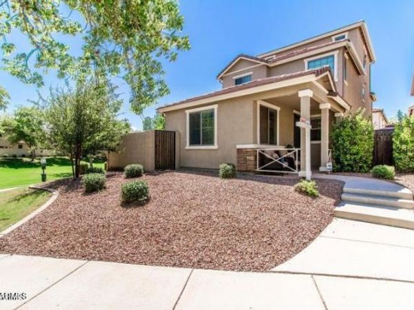 3827 E TRIGGER Way, Gilbert, AZ 85297