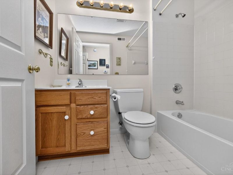 6207 Watchcreek Way, Unit 203, Milford, OH 45150 Photo 25