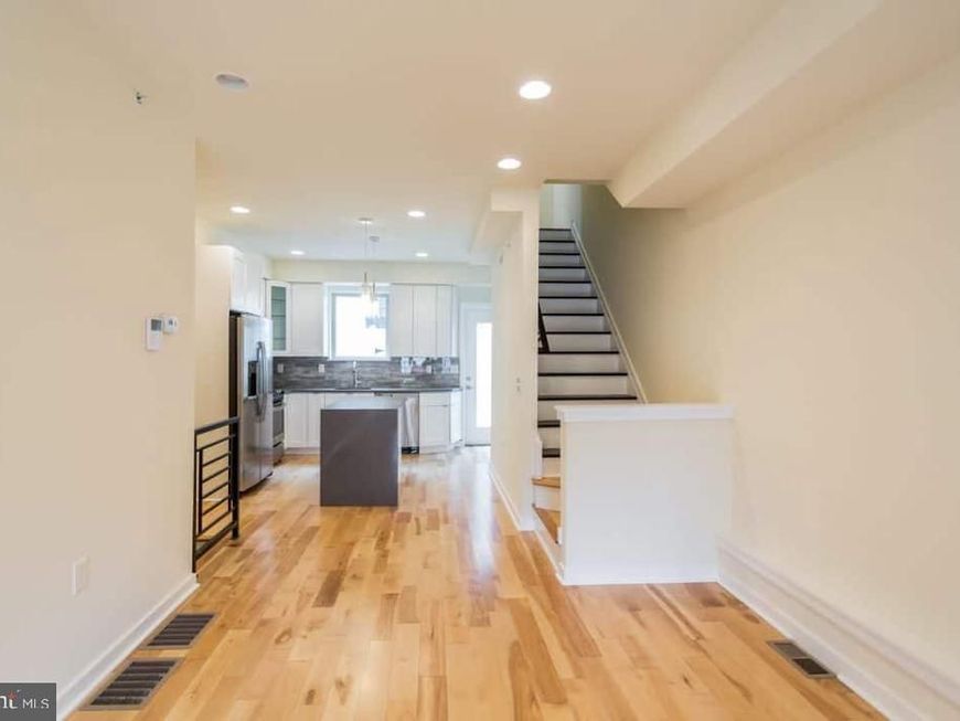 806 N Burns Street, Unit 1, Philadelphia, PA 19130 Main Photo