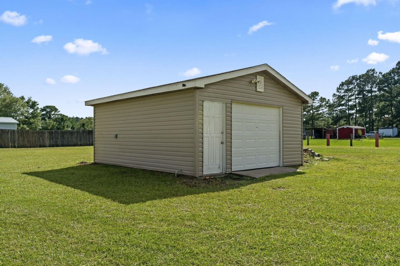 1357 Tarton Dr. Photo 23