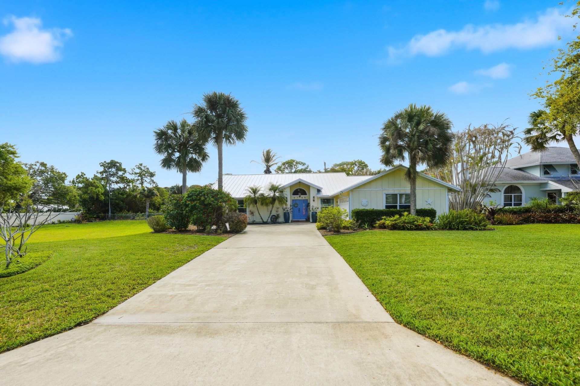 8789 SE Woodwind Street, Hobe Sound, FL 33455 Photo