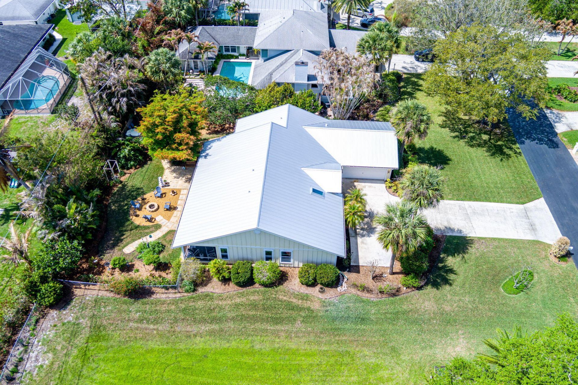 8789 SE Woodwind Street, Hobe Sound, FL 33455 Photo