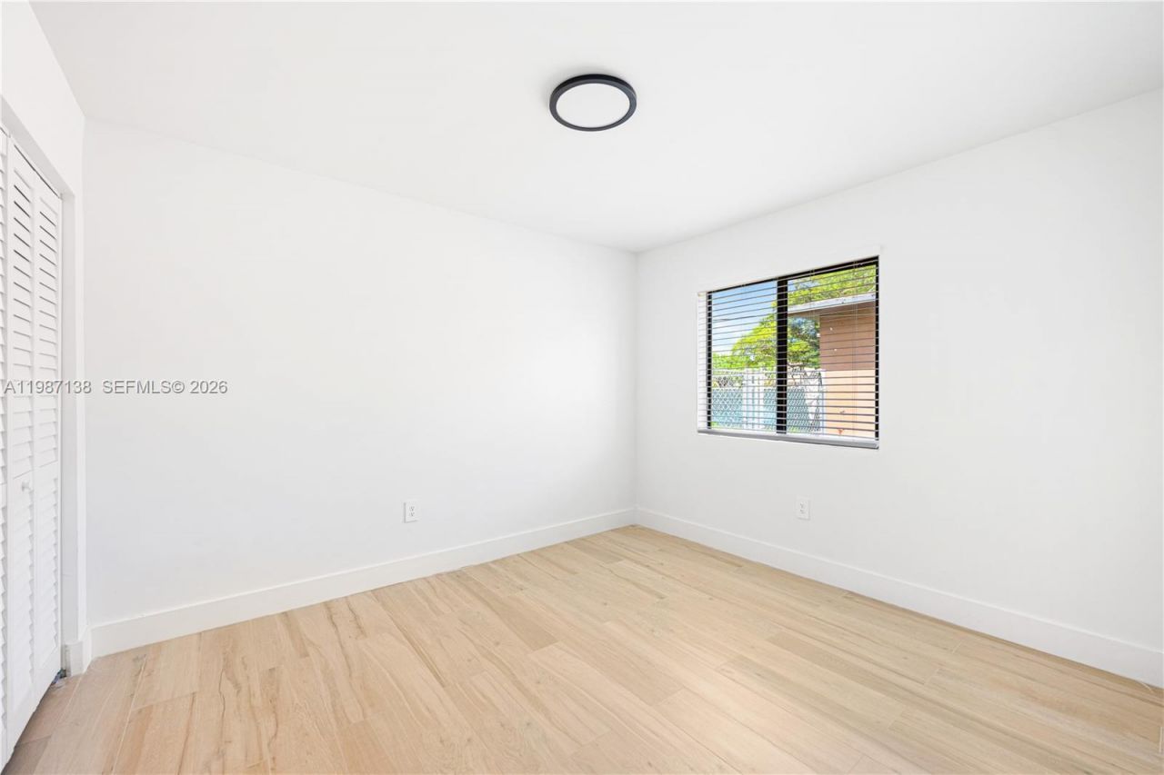 2373 NW 61st St , Miami, FL 33142 Photo