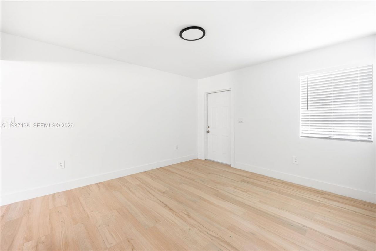 2373 NW 61st St, Miami, FL 33142 Photo