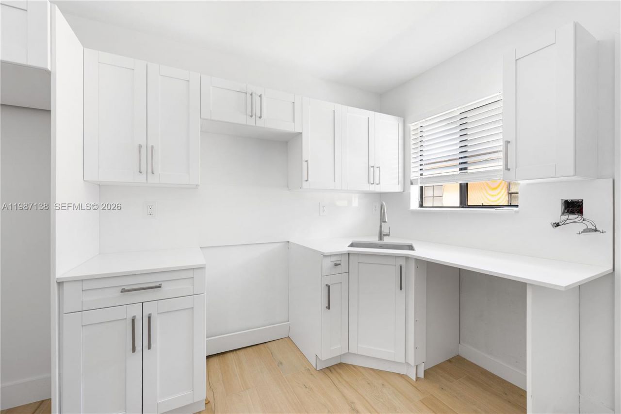 2373 NW 61st St, Miami, FL 33142 Photo