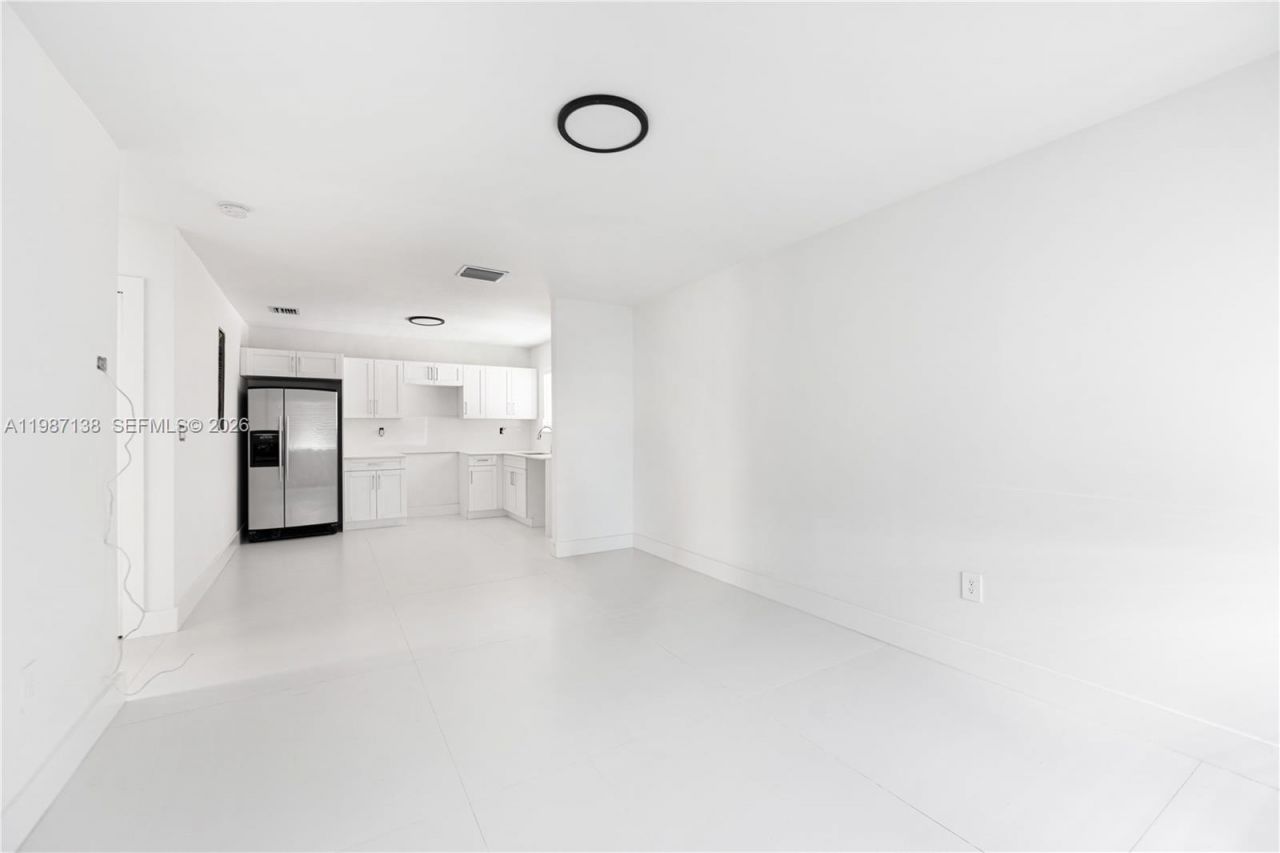 2373 NW 61st St, Miami, FL 33142 Photo