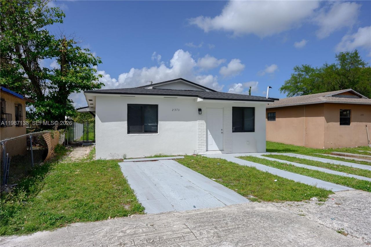 2373 NW 61st St , Miami, FL 33142 Photo