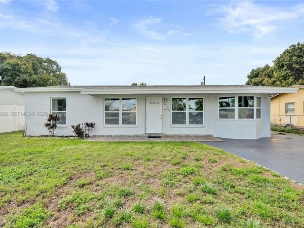 3320 NW 18th St, Lauderhill, FL 33311